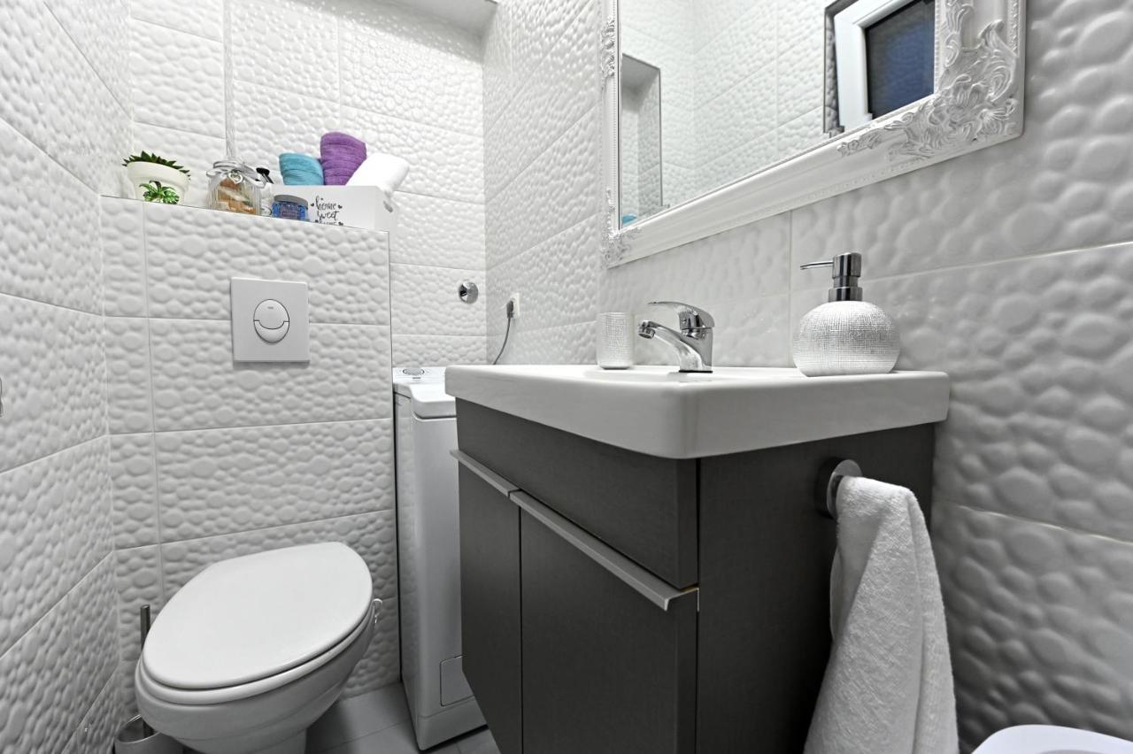 Studio Apartman Sandra, אימוטסקי מראה חיצוני תמונה